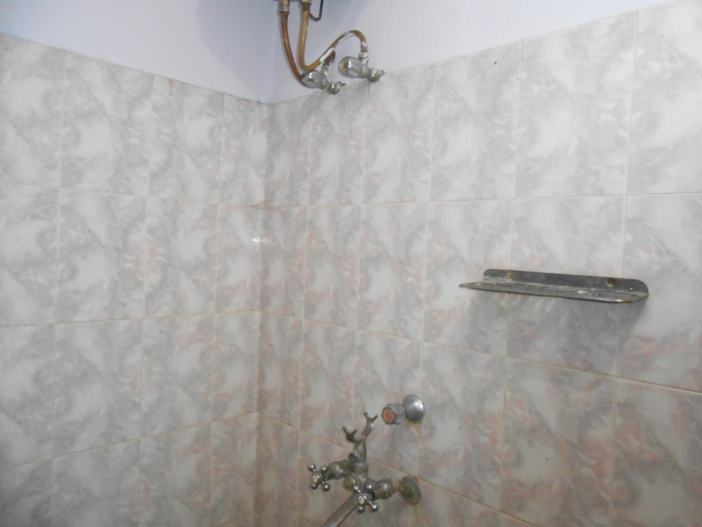 ホテル ソンモニー バラナシ 部屋 写真